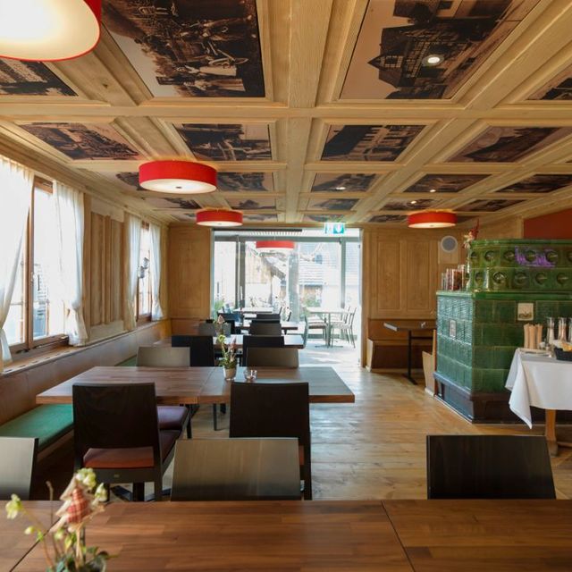 restaurant