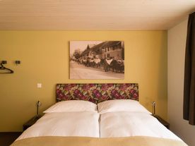 zimmer-1 bett